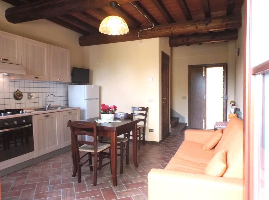 Apartments Borgo Toscano Gambassi Terme Kamer foto